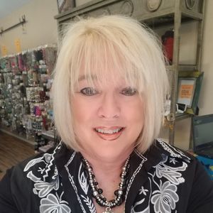 Meet your Posher, Teresa